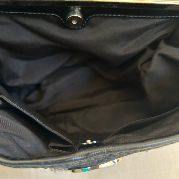 Coach Black and Cream Signature Shoulder Bag - Picture 6 of 15